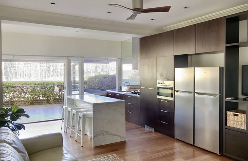 Darling Point Apartment | Luxury Harbour and City Skyline Views