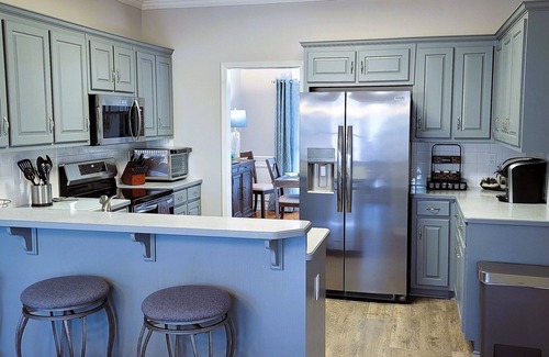 Buford House | Luxury Hideaway 5 Min from Mall of Georgia & 15 Min from Lake Lanier