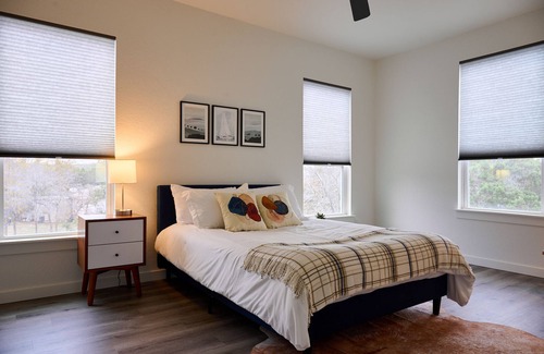 Canyon Lake House | Luxury Hill Country Escape - Close to the Lake. Fire Pit. Dog Friendly.