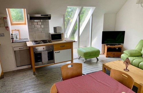 Louth Cottage | Luxury Holiday Home With Pool - Sleeps 19
