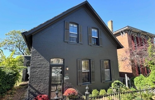 Lafayette House | Luxury Home:3 Bed/2 Bath with Shuffleboard~ walk to Restaurants/Bars near Purdue
