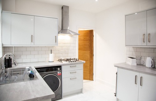 Old Trafford House | Luxury Home in Old Trafford
