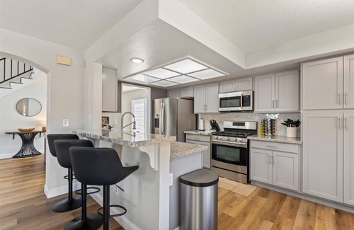 Sparks Villa | Luxury Home, W/Pool Table; 40 min from Tahoe