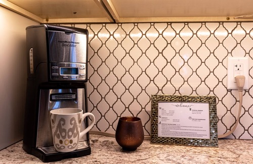 Rapid City House | Luxury Home with Private Outdoor Area Minutes away from DT Rapid City