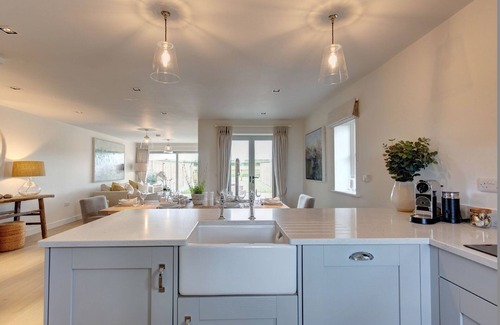 Titchwell House | Luxury House | No.1 The Hides