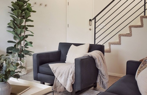 Del Obispo House | Luxury Interior Designed 2BR Steps to Beach & Bars