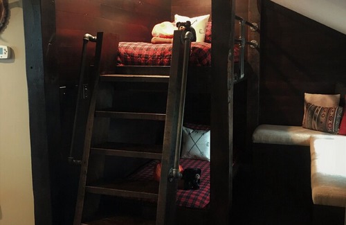 Minong House | Luxury lakefront cabin rental in wisconsin