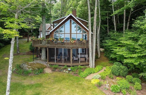 South Casco House | Luxury Lakefront home on Sebago Lake W/Sandy Beach