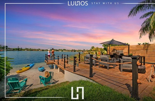 Kendall West House | Luxury Lakefront Oasis w/Pool & Jacuzzi