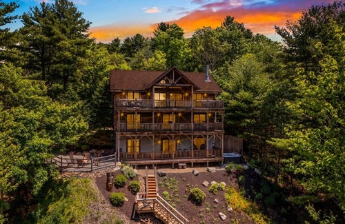 Aquashicola Cabin | Luxury Lakeview Retreat | Hot Tub, Firepit & 3 Decks with Stunning Fall Views