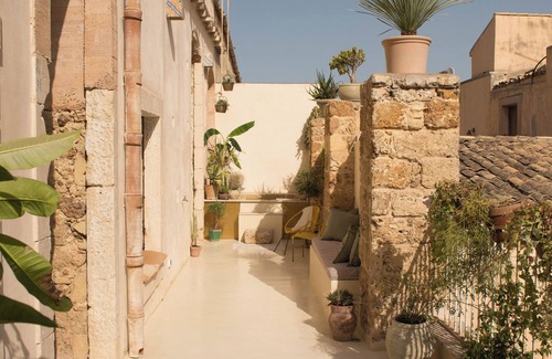 Noto Apartment | Luxury loft in the heart of Noto