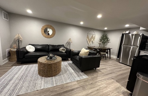 Twin Falls Apartment | Luxury lower level , pet friendly, fully fenced yard