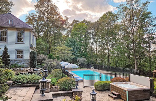 Narvon House | Luxury Mansion: Heated Pool + Hot Tub + Arcade Room
