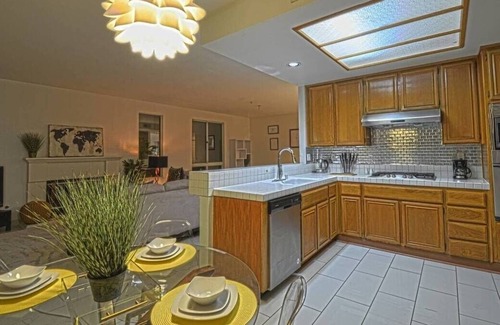 Rowland Heights House | Luxury Modern Style Home Near Disneyland/ Free Parking