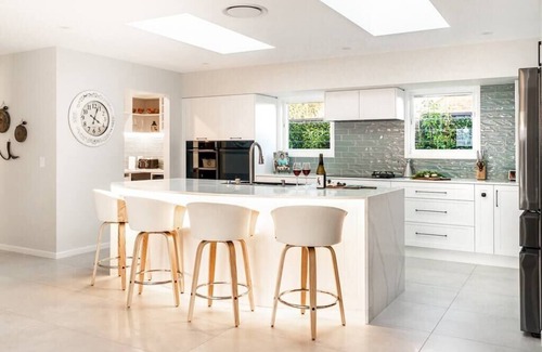 Mooloolaba House | Luxury Mooloolaba Retreat with Spa and Pool