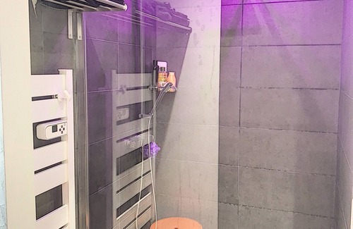 Cap d'Agde Villa | Luxury naturist villa Le Donjon