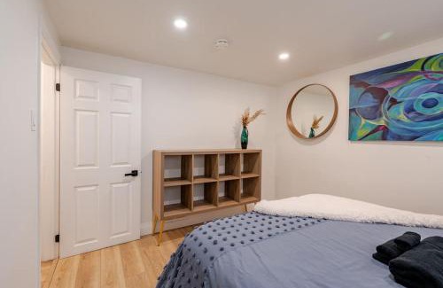 Kitchener Apartment | Luxury New Spacious Apartment - Country Hills, Kitchener