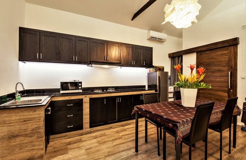 Umalas Apartment | Luxury Nomad studio❤7" BEACH❤20MBps WIFI❤Parking❤Daily HK