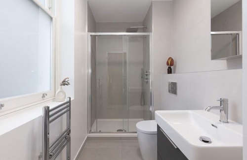 Harringay Apartment | Luxury North Central London Apartment