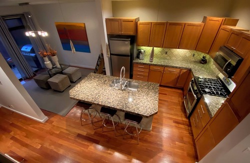 North End House | Luxury Northend Row House IN Boise's desirable HYDE PARK. 1/2mile to downtown.