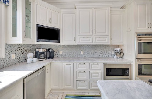 East Beach House | Luxury Oceanfront Home with Breath Taking Sunrise Views