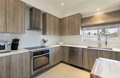 Anglers Park Villa | LUXURY OCEAN FRONT ❤️ Fun in the Sun 🌞 and Relax in unrivaled luxury and comfort