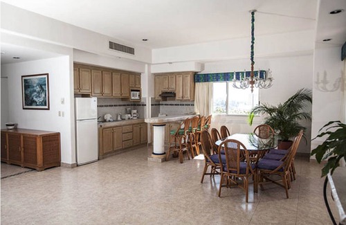 Zona Dorada Apartment | Luxury Oceanfront 2BR-3BA at the Inn at Mazatlan for Carnival 2026 Feb 9-23