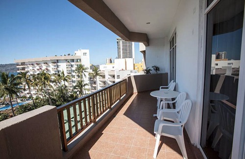 Zona Dorada Apartment | Luxury Oceanfront 2BR-3BA at the Inn at Mazatlan for Carnival 2026 Feb 9-23