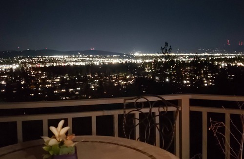 Spokane House | Luxury Panoramic View Home