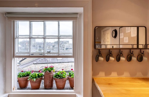 Kirkby Lonsdale Apartment | Luxury Penthouse Apartment - Centre of Kirkby Lonsdale!