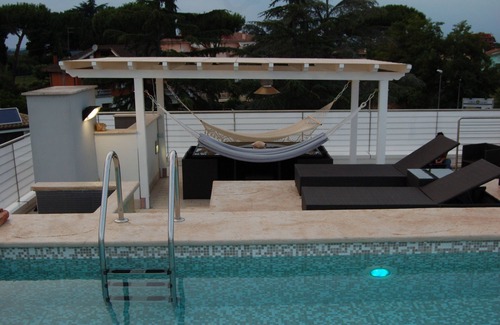 Ara Nova Apartment | LUXURY PENTHOUSE WITH PRIVATE POOL