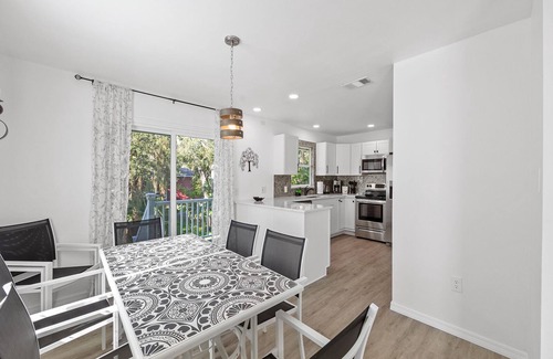 Charlotte Harbor Apartment | Luxury place - 23019 in Port Charlotte , one block to the Bayfront Park/Harbor
