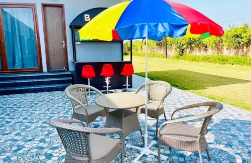 Gurugram House | Luxury Private farm house For Parties