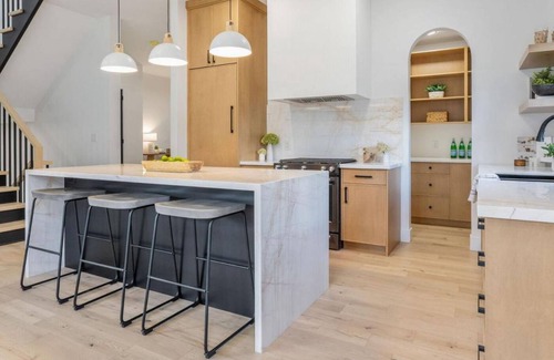 Grand Bend House | Luxury rental steps to the beach
