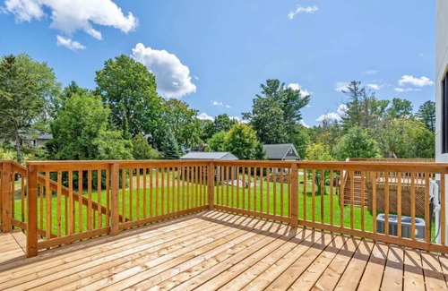 Grand Bend House | Luxury rental steps to the beach