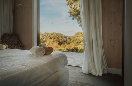 Langs Beach House | Luxury Retreat and Pet Friendly