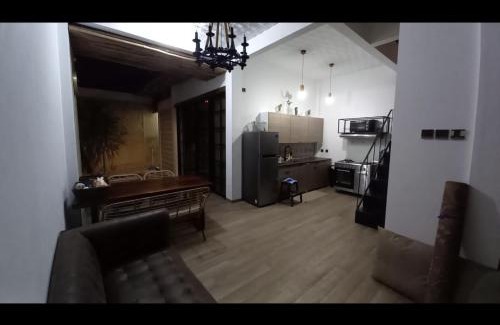 Gresik House | Luxury Room with Pool at Vila Raima