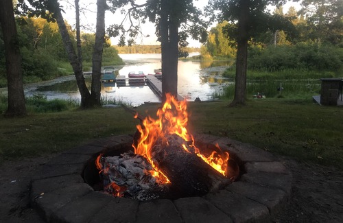 Park Rapids House | Luxury RV at Bolton Bay on Long Lake