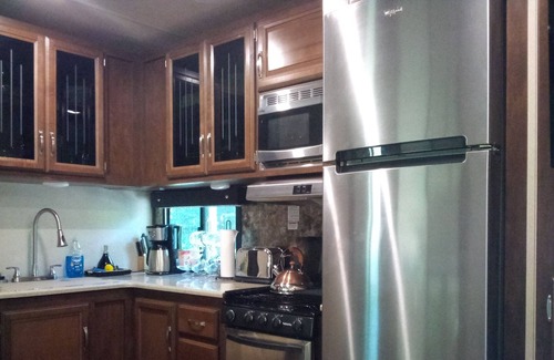 Stockton House | Luxury RV.