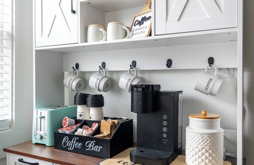 Hyde Park House | Luxury Short/Midterm Hyde Park Getaway