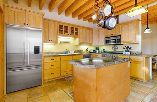 Arroyo Seco Condo | Luxury spacious adobe townhome with breathtaking mountain views & amenities