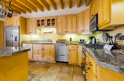 Arroyo Seco Condo | Luxury spacious adobe townhome with breathtaking mountain views & amenities