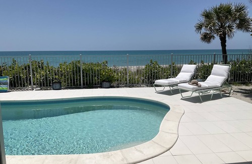 Englewood House | Luxury spectacular beach house with stunning views!