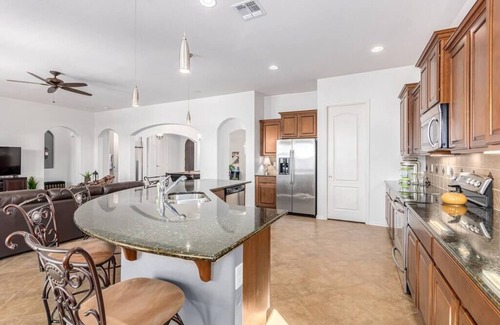 Estrella Mountain Ranch House | Luxury Stay at Estrella Mountain Ranch