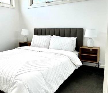 Williamstown House | Luxury stay in Williamstown