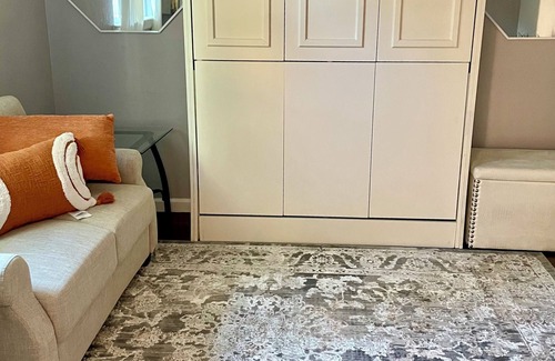 Walnut Creek Apartment | Luxury studio in Walnut Creek