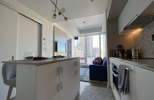 Montreal Apartment | Luxury Studio w/Full Amenities Downtown Montreal