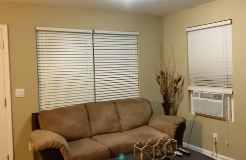 Wesconnett House | Luxury suite “ Hilda S