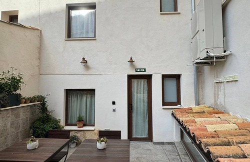 Old Town Apartment | LUXURY SUITE IN CUENCA'S HISTORIC CENTER