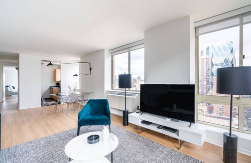 Central New York City Apartment | Luxury Two Bedroom in Midtown West Location
